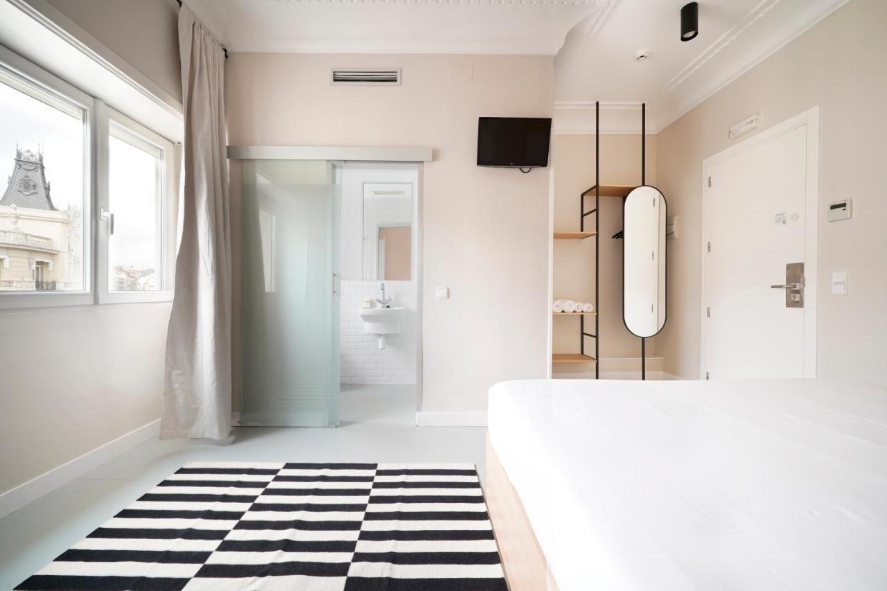 Numa Madrid Script Aparthotel Bagian luar foto